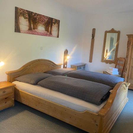 Zimmer 2 Am Manoetscherhof Hotel Тирес Екстериор снимка