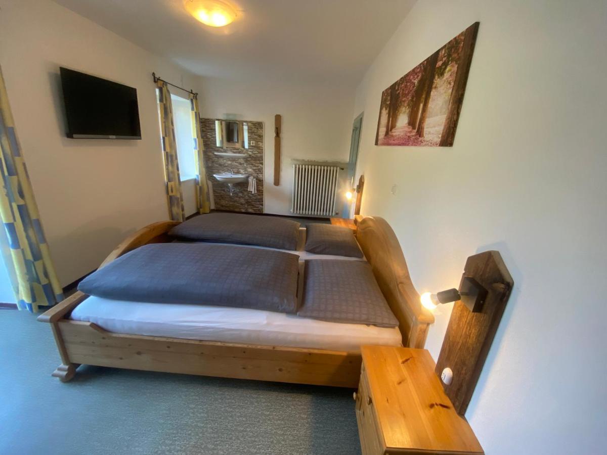 Zimmer 2 Am Manoetscherhof Hotel Тирес Екстериор снимка